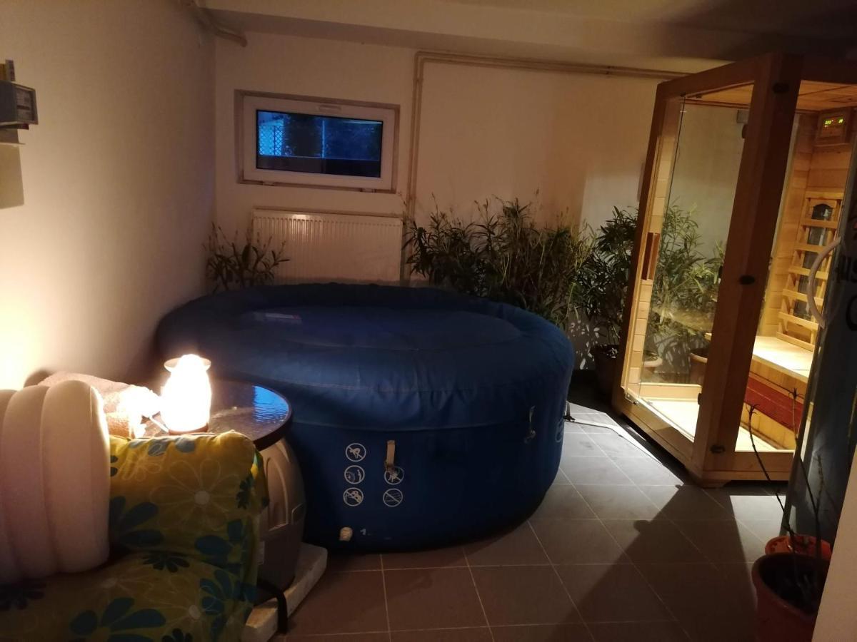 Bed and Breakfast Staff House Ньиредьхаза Экстерьер фото